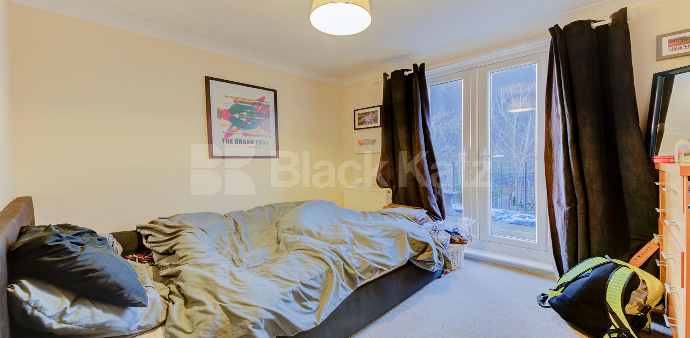 			3 Bedroom, 1 bath, 1 reception Apartment			 Weltje Road, , Hammersmith